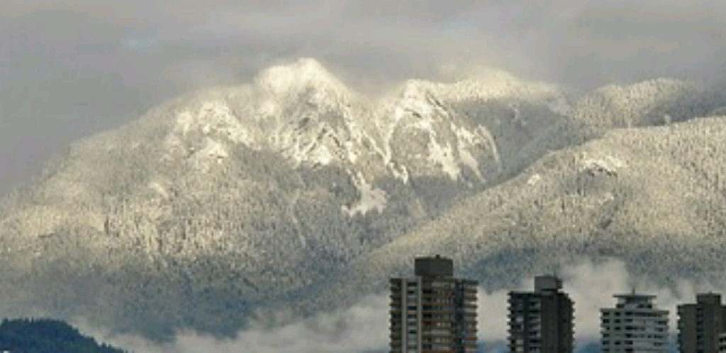 Vancouver mountains rental room